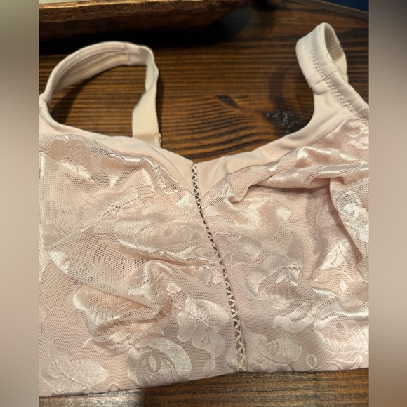 Wacoal 85276 Awareness Full Figure Seamless Wire Free Bra Nude Size 38DD Beige - Picture 7 of 10